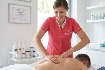 Holistyczne leczenie kolana: Przyczyny bólu i osteopatia